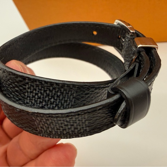 Louis Vuitton "Sign It" bracelet - Picture 6 of 10